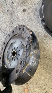 Photo de galerie - Changement du mécanisme d’embrayage ( Kit embrayage )