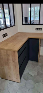 Photo de galerie - Pose prise triple encastré , pose meuble cuisine , pose verrière et le carrelage 