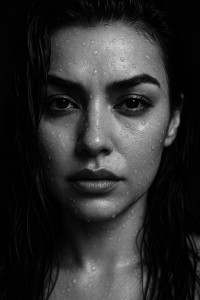 Photo de galerie - Esthéticienne passionnée, spécialisée en soins du corps et massages relaxants. Je maîtrise aussi l’art du maquillage pour sublimer chaque visage avec élégance et précision