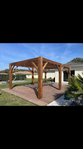 Photo de galerie - Pergola en bois traité class 4 de 8ml sur 4ml avec terrasse bois class 4