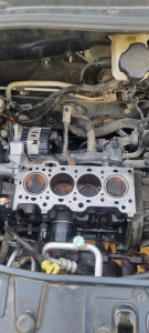 Photo de galerie - Joint de culasse, rodage et remplacement joint de queues de soupapes, joint spi villebrequin côte boîte de vitesse, ...