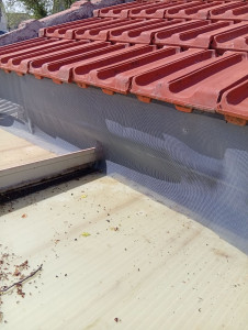 Photo de galerie - Pose de grillage pour gouttière 