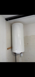 Photo de galerie - Changement chauffe eau horizontal par un mural 200 l