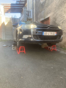 Photo de galerie - Vidange d’une voiture 