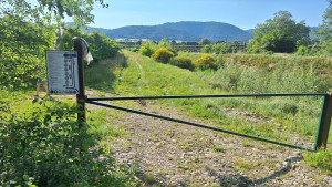 Photo de galerie - Fabrication et pose de barrière et portillon 