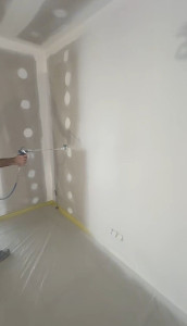 Photo de galerie - Protecion avant peinture au pistolet