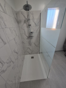 Photo de galerie - Salle de bain rénovée 