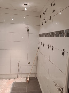 Photo de galerie - Rénovation carrelage salle de bain 
