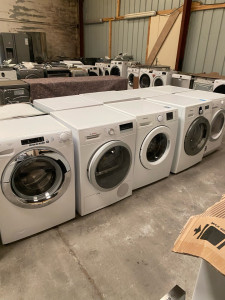 Photo de galerie - Tout ces appareils on était reconditionnés puis remis en vente, mon ancien local qui était situé dans le sud ouest