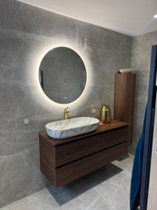 Photo de galerie - Pose luminaire applique et lavabo 