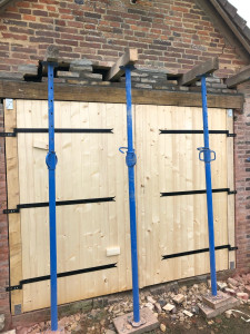 Photo de galerie - Ouverture mur pour recevoir porte 