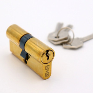 Photo de galerie - Changement de cylindre, de serrure, de poignée 
