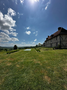 Photo de galerie - Tonte et débroussaillage des talus et contour