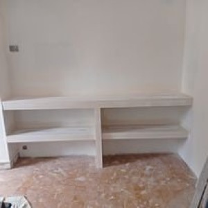 Photo de galerie - Etageres realisees en placo, BA13 finition enduit peinture