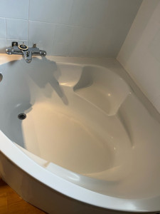 Photo de galerie - Netoyage salle de bain ,vitre etc 