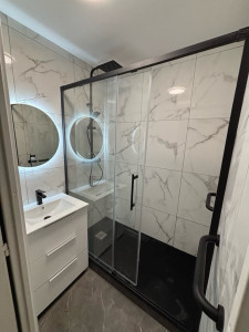 Photo de galerie - Rénovation complète de salle de bain