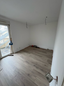 Photo de galerie - Peinture d’une chambre en blanc en 2 couches . 