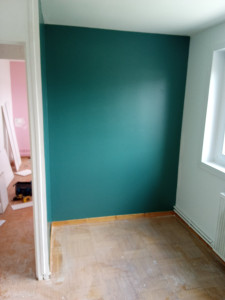 Photo de galerie - Voici une chambre en couleur 