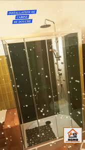 Photo de galerie - Remplacement d'une baignoire par une cabine de douche. Dépose de la baignoire, refaire la plomberie adaptée à la cabine (arrivées eaux chaude/froide évacuation et la pose de la cabine.
