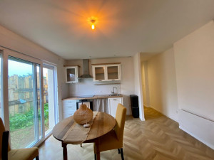 Photo de galerie - Placo, enduit, peinture, chape au sol, parquet, est pose de la cuisine