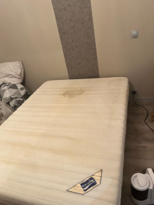 Photo de galerie - Outre matelas que à nettoyer avant 