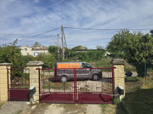 Photo de galerie - Remplacement d'une motorisation portail battant 