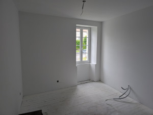 Photo de galerie - Mise en peinture d'une maison après réalisation des placo, préparation des supports. 