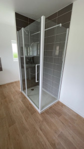 Photo de galerie - Installation paroi  douche 