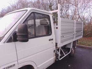 Photo de galerie - Débarras de locaux de box et de maison et divers débarras. 