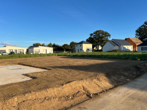 Photo de galerie - Préparation de terrain pour l’engazonnement 