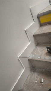 Photo de galerie - Pose plainte escalier coupé 45