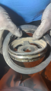 Photo de galerie - Remplacer d’une poulie damper qui sais complètement arraché sur la route  