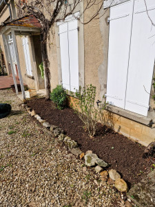 Photo de galerie - Nettoyage de jardinière 