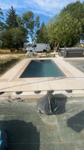 Photo de galerie - Aménagement autour d’une piscine