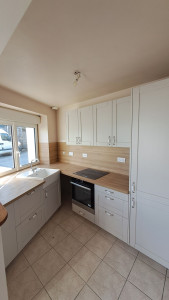 Photo de galerie - Pose d'une cuisine 