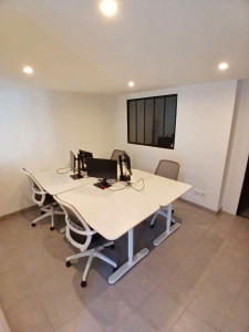 Photo de galerie - Entretien de vos Bureaux.