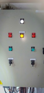 Photo de galerie - Installation pupitre de commande gestion pompe eau de rejets