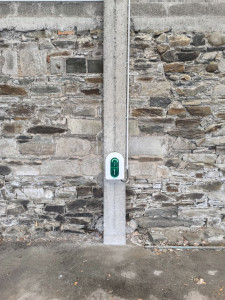 Photo de galerie - Installation borne de recharge pour véhicules électriques Schneider 22KW