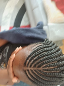 Photo de galerie - Je réalise des tresses à domicile et me déplace dans toute l'île de France