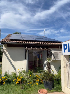 Photo de galerie - Installation solaire photovoltaïque dans un camping