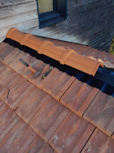 Photo de galerie - Remettre faîtière à neuf avec closoir