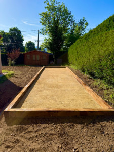 Photo de galerie - Réalisation d’un terrain de pétanque 
