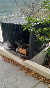 Photo de galerie - Montage abri range vélo 
