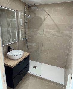 Photo de galerie - Nouvelle réalisation d’une très belle salle de bain 