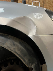 Photo de galerie - Aile avant droite enfoncer 