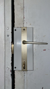 Photo de galerie - Changement d’un boîtier FICHET SANS SOUCI 690 livrée avec 3 clés sens de la serrure gauche 