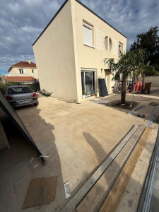 Photo de galerie - SPEED PARISIENNE est une entreprise spécialisée dans la réalisation de dalles en béton, le coulage de béton, les fondations et les travaux de maçonnerie. Nous garantissons un travail soigné, solide et de qualité, du début à la fin du chantier. 