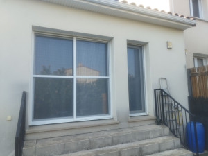 Photo de galerie - Pose de moustiquaires sur mesure (baie vitrée, porte fenêtre et fenêtre)