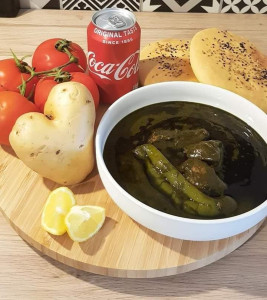 Photo de galerie - Mlokhiya tunisienne (plat traditionnel)