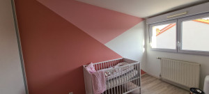 Photo de galerie - Réalisation de peintures dans une chambre de bébé 